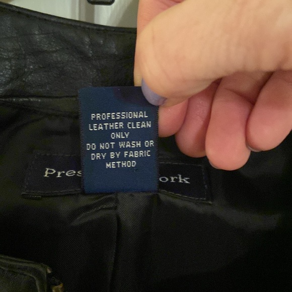 Preston & York Black Leather Vest - Picture 3 of 8